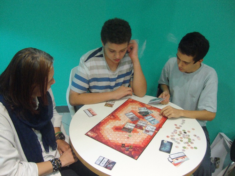 http://www.ludopedia.com.br/uploads/01/943/irmats.jpg