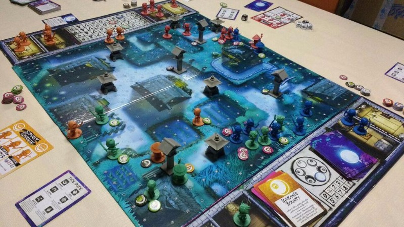 https://www.ludopedia.com.br/uploads/01/098/eeenbc.jpg