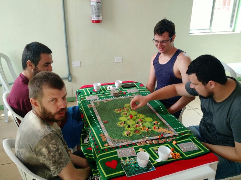 https://www.ludopedia.com.br/uploads/01/133/k5m9fz.jpeg
