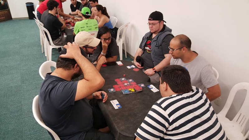 https://www.ludopedia.com.br/uploads/01/577/mfcj0a.jpg