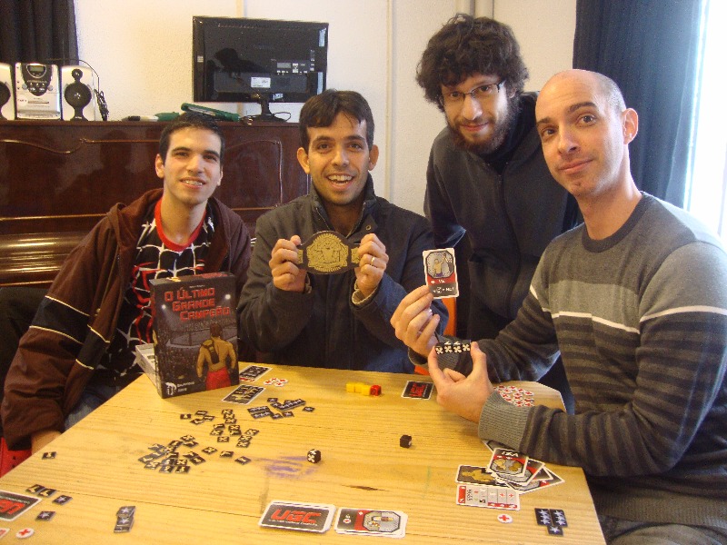 https://www.ludopedia.com.br/uploads/01/685/8e3our.jpg