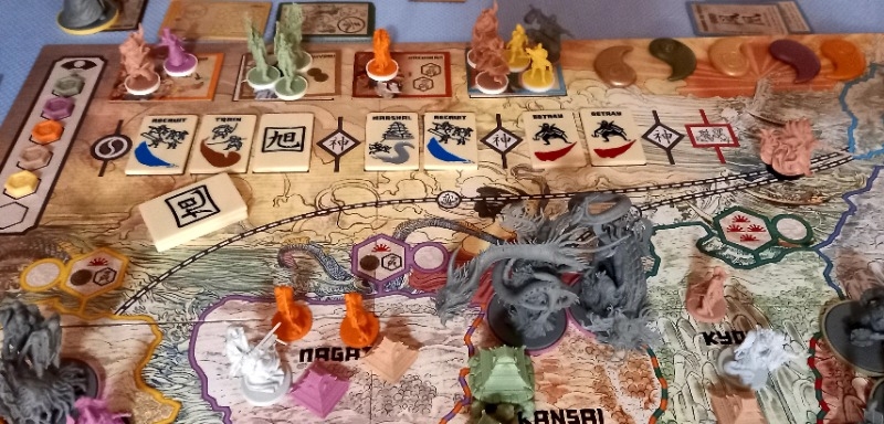 https://www.ludopedia.com.br/uploads/01/705/tg9a3z.jpg