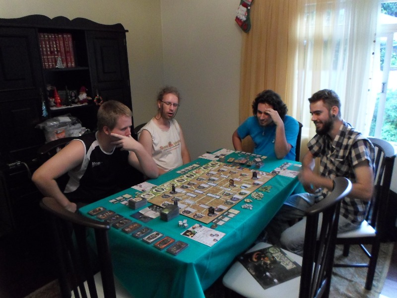 https://www.ludopedia.com.br/uploads/01/848/xvgg9c.jpg