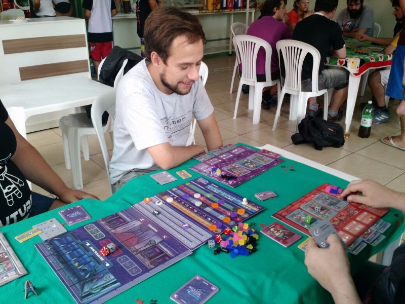 https://www.ludopedia.com.br/uploads/01/869/bqgb3t.jpeg